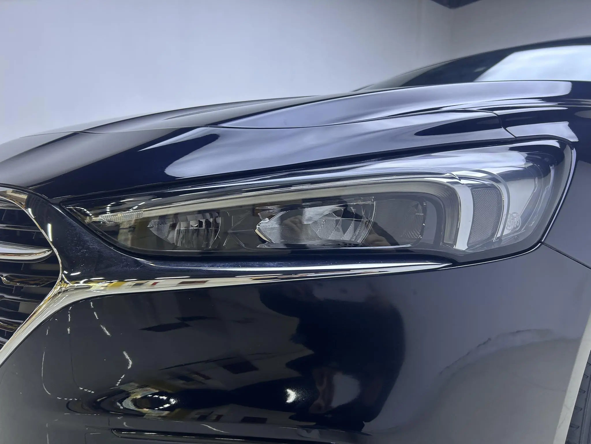 Buick Lacrosse 652T luxury