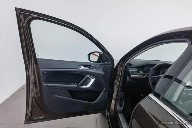 Peugeot Peugeot 408 1.6T Automatic Deluxe Edition
