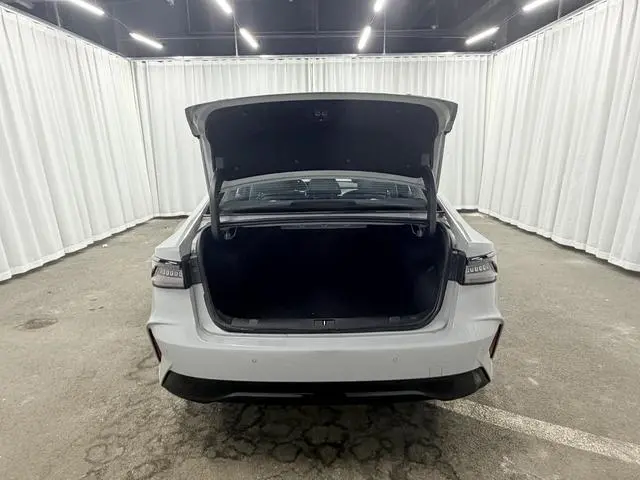 Chery Fengyun Fengyun A8 127 Yufeng Edition