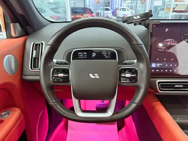 Li Auto Ideal L7 Pro version