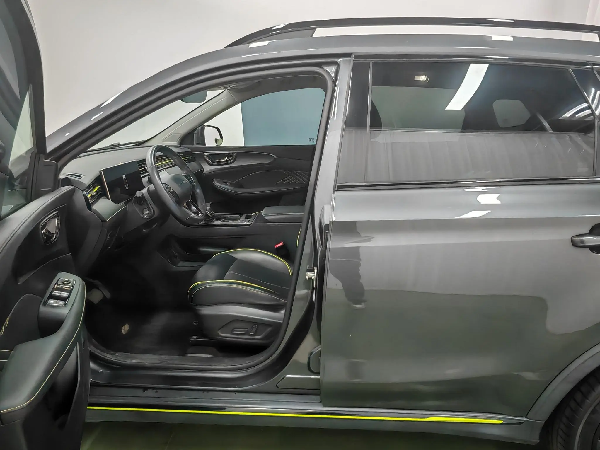 Roewe Roewe RX5 PLUS 330TGI Automatic National Tide Zhizhen Edition