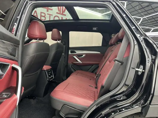 Chery Jetour Jietu X70 PLUS 1.5T DCT Brave PLUS 5 seats