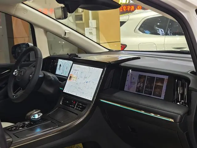 GAC Trumpchi E9 PHEV 2.0TM Master