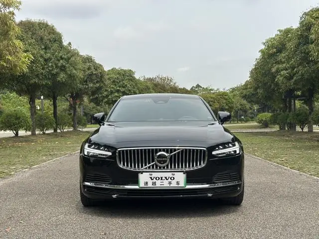 Volvo Volvo S90 PHEV T8 four-wheel drive long battery life Zhiya Deluxe Edition