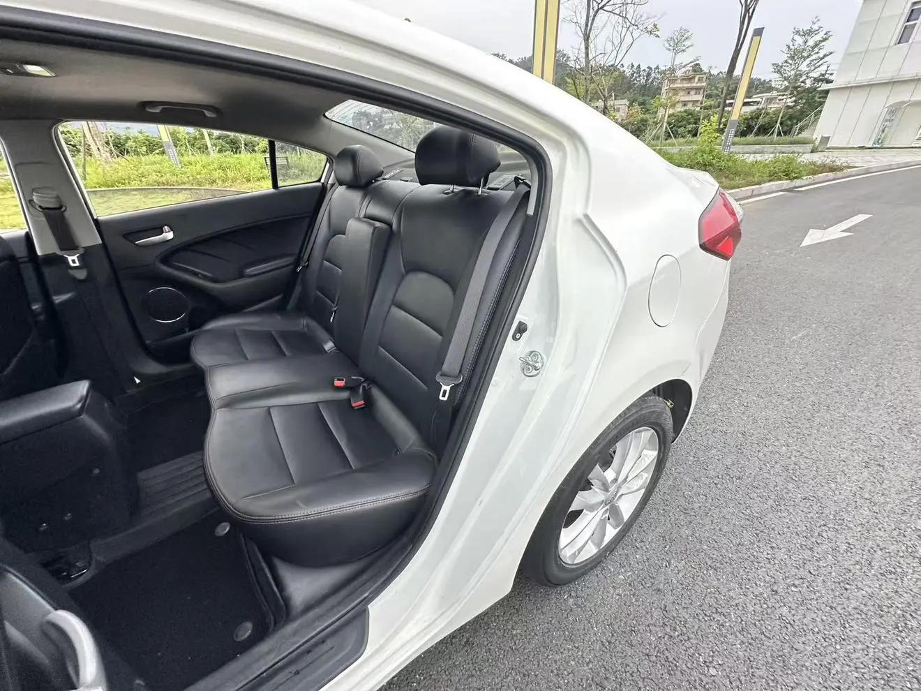 Kia Kia K3 1.6L automatic GL