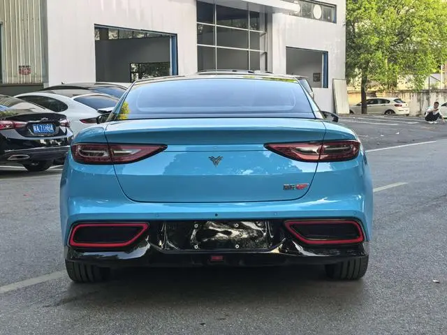 Neta Nezha GT 580 four-wheel drive version