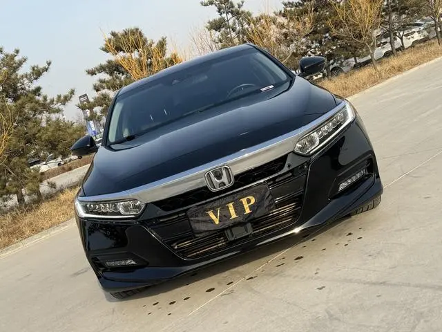 Honda Accord 260TURBO Deluxe Edition Country VI