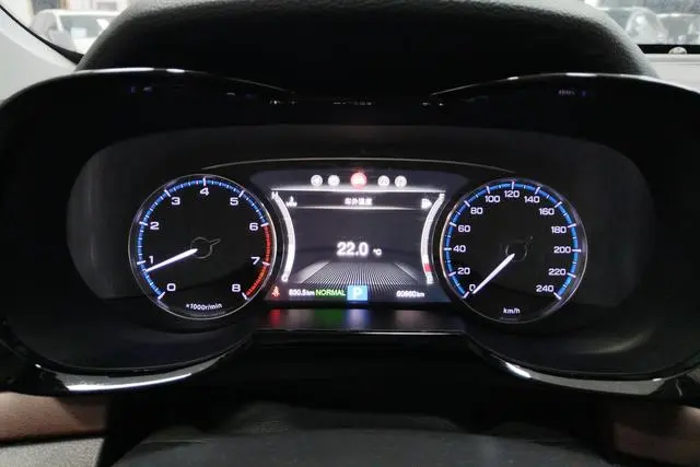 GAC Trumpchi GS8 320T two-wheel drive luxury Zhilian Edition 7 seats