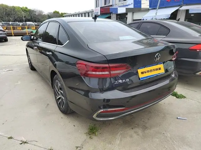 Volkswagen Lavida 1.5L automatic Full Yi version