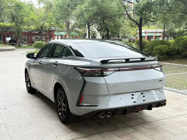 Dongfeng Fengshen Yi Hyun 1.5T Automatic Dreamcatcher Edition