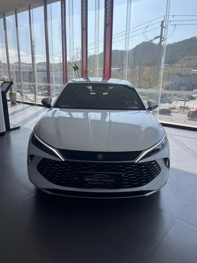 BYD Qin L DM Smart driving version DM-i 120KM transcendence type
