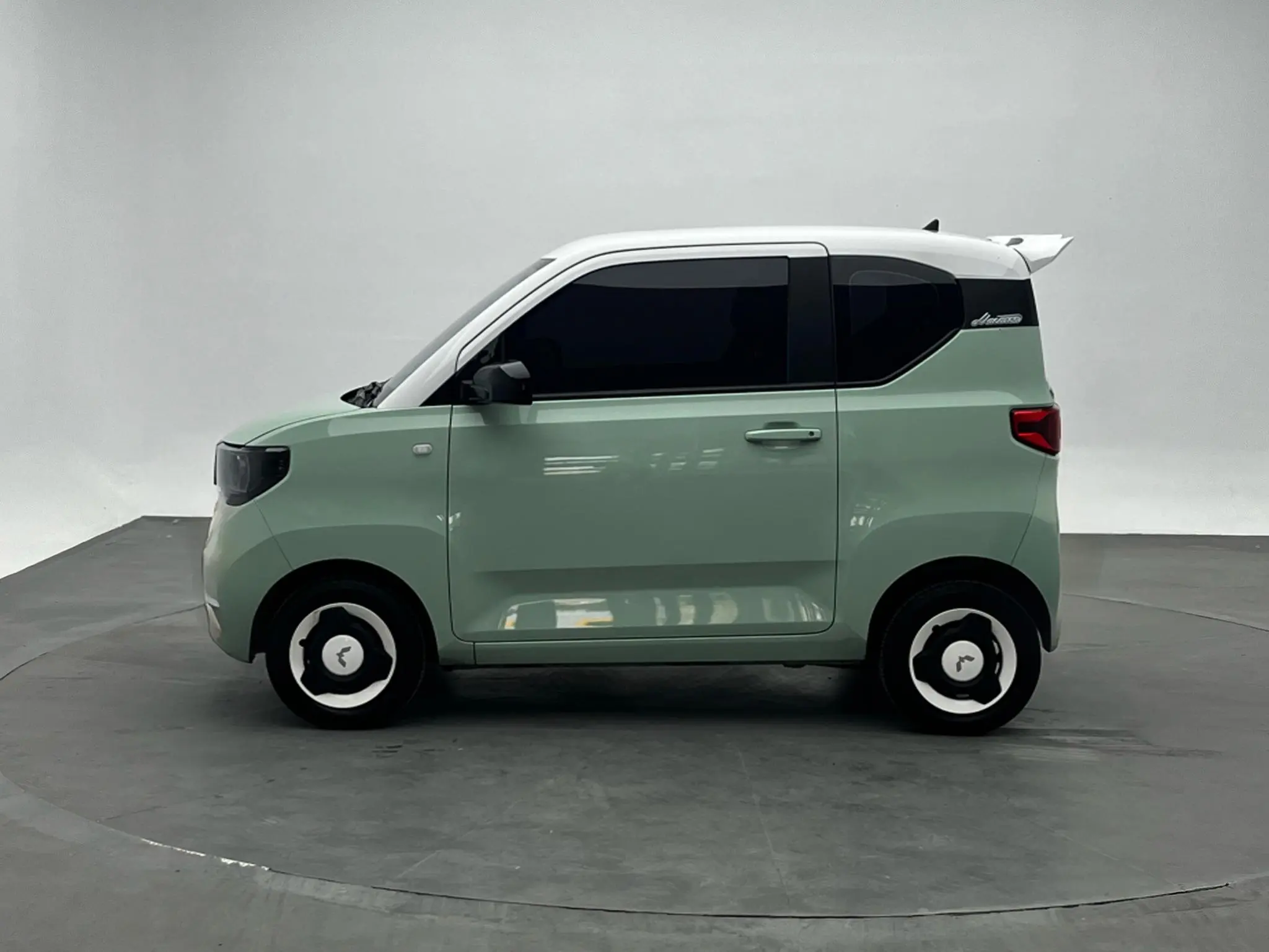 Wuling Wuling Hongguang MINIEV Macaron Premium Lithium Iron Phosphate
