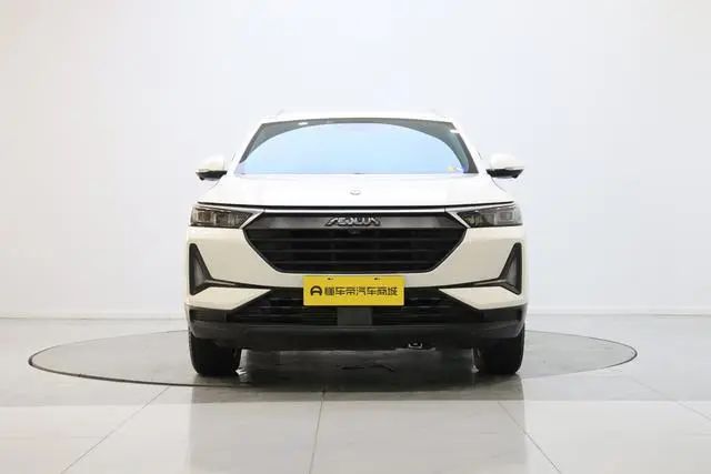 Dongfeng Fengshen Dongfeng Fengshen AX7 PRO 1.6T Automatic Glory Edition
