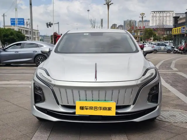 Hongqi Hongqi E-QM5 Rechargeable 431km Enjoy Edition 5 seats