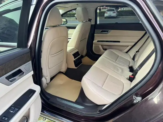 Jaguar Jaguar XFL XFL 2.0T 240PS Deluxe Edition