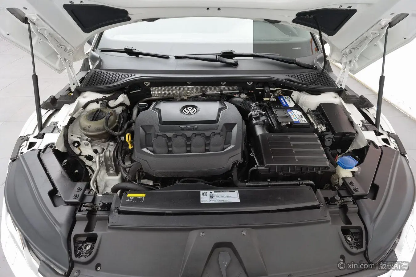 Volkswagen Volkswagen CC 330TSI Charm Edition Country VI