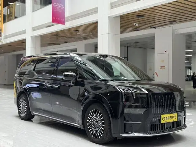 ZEEKR ZEEKR 009 Six-seater executive edition four-wheel drive 108kWh