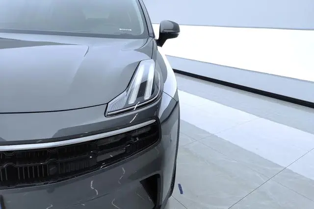 LYNK & CO Lynk 06 1.5T type Plus