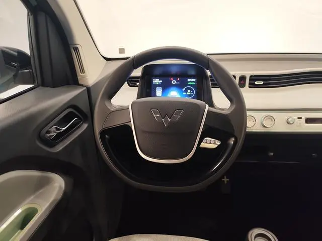 Wuling Wuling Hongguang MINIEV Macaron Premium Lithium Iron Phosphate