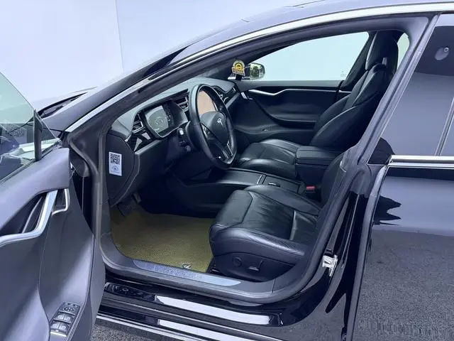 Tesla Model S 60