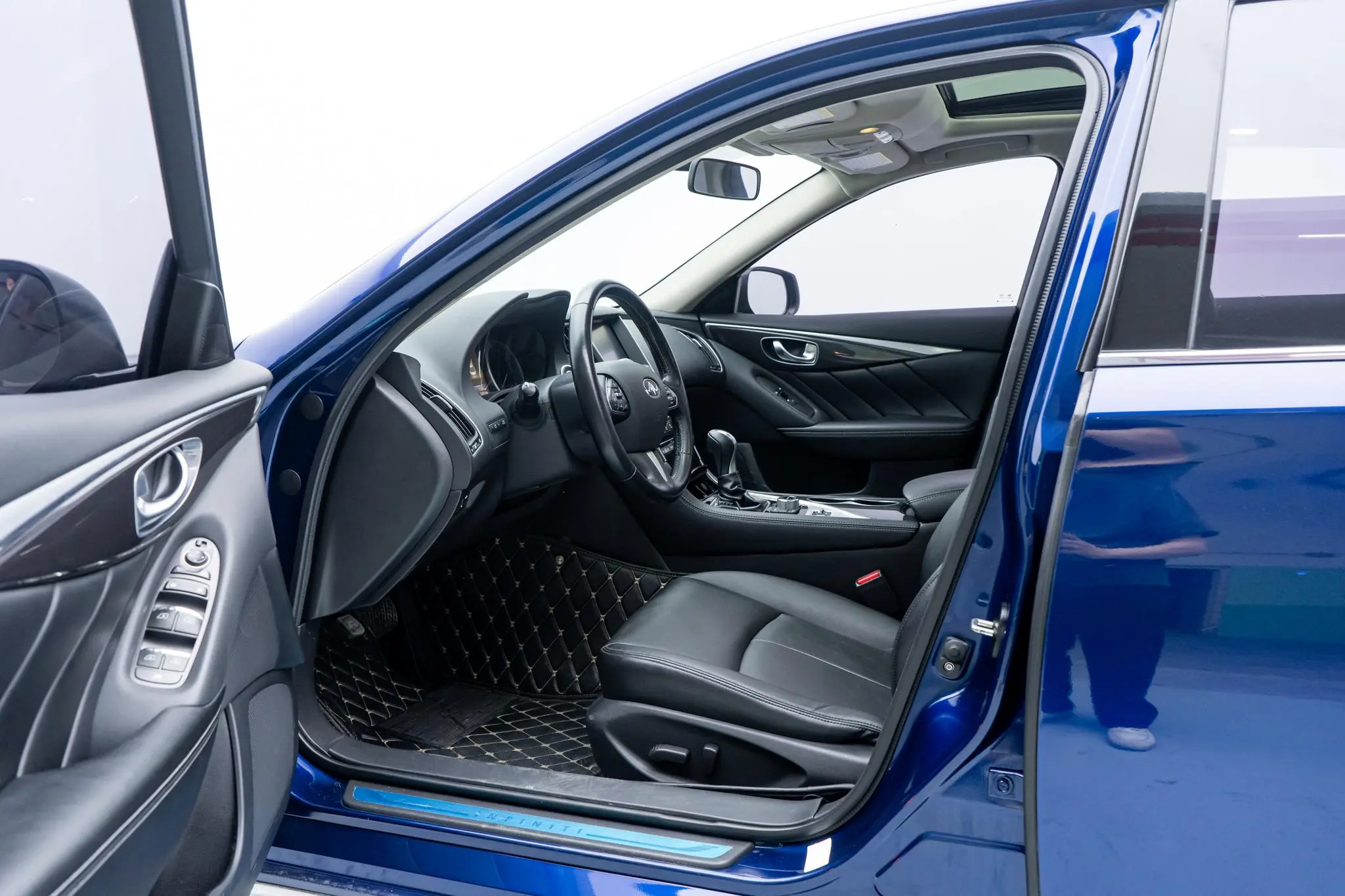 Infiniti Infiniti Q50L 2.0T Comfort Edition