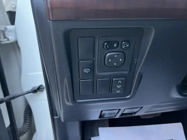 TOYOTA Prado 3.5L automatic TX-L NAVI