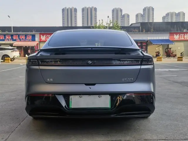 Dongfeng eπ eπ007 Pure electric 540 four-wheel drive Max version