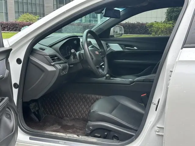 Cadillac Cadillac CT4 25T luxury