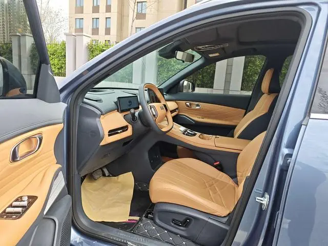 Geely Galaxy Galaxy Starship 7 EM-i 120KM Pilot Version