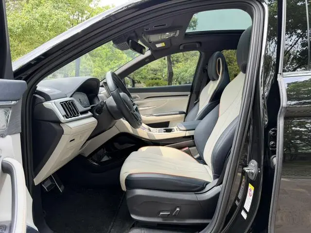 BYD Song PLUS DM DM-i Champion Edition 150KM Flagship PLUS