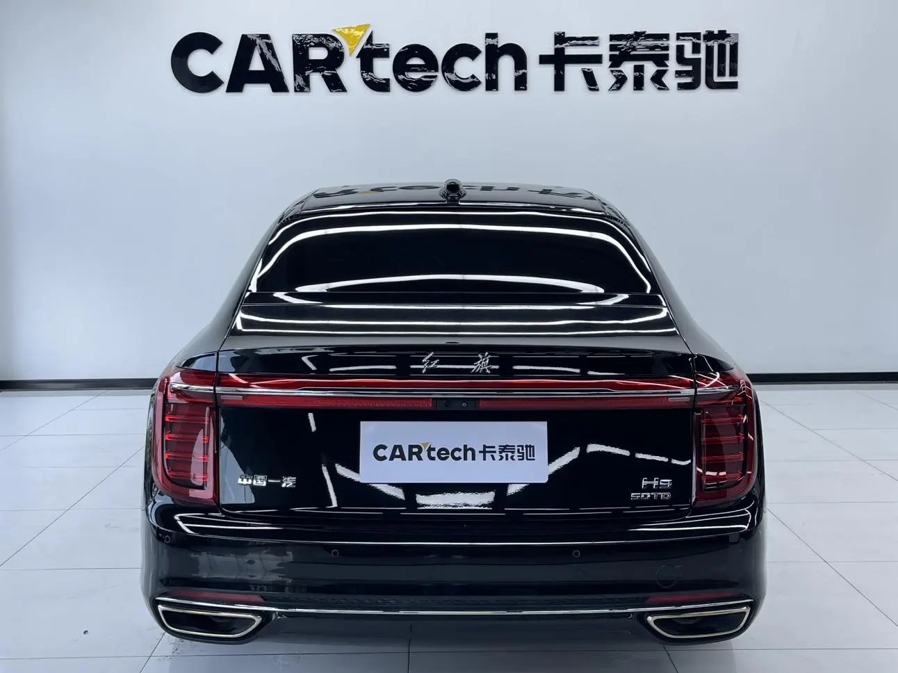 Hongqi Hongqi H9 3.0T Zhilian flag collar four-seater version