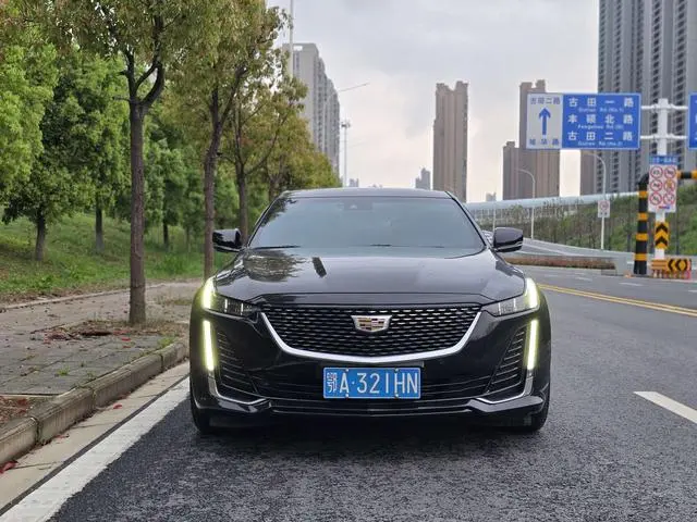 Cadillac Cadillac CT5 28T luxury