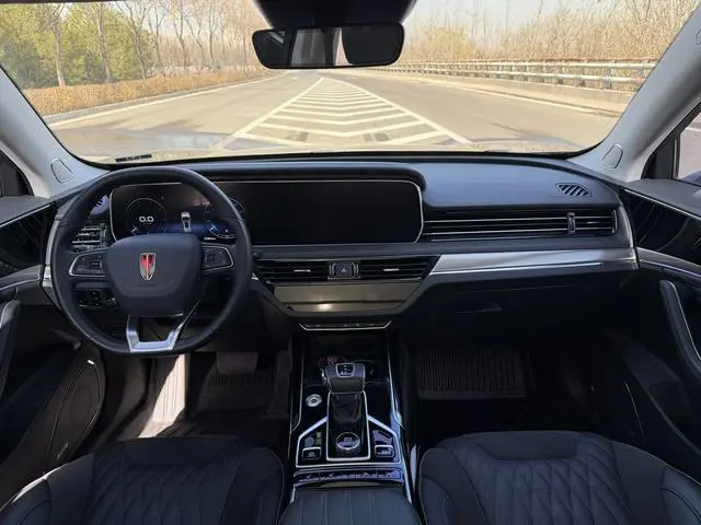 Hongqi Hongqi HS5 Facelift 2.0T Zhilian Flag Enjoy Edition