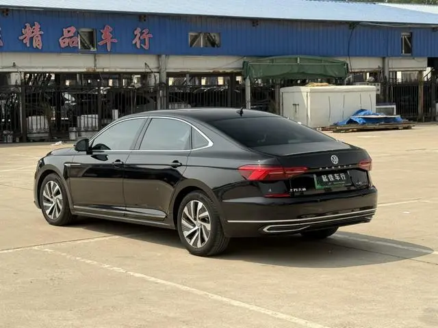 Volkswagen Passat PHEV 430PHEV Hybrid Elite Edition