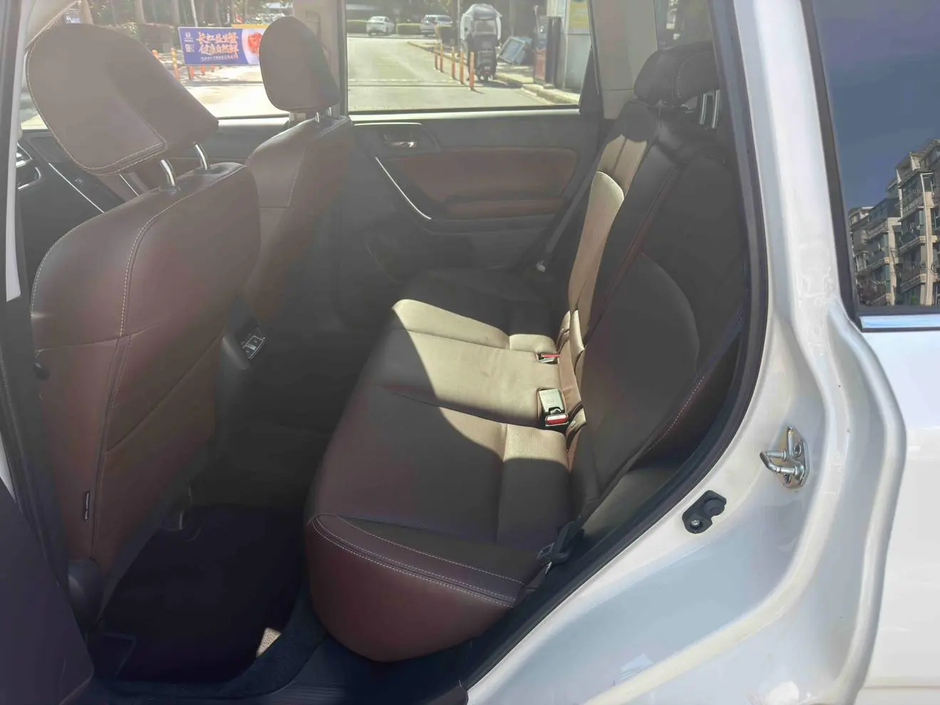 Subaru FORESTER Forester 2.5i Deluxe Special Edition
