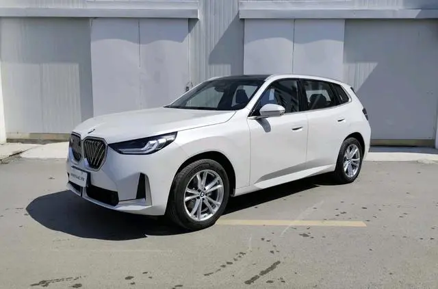 BMW BMW X3 xDrive25L Luxury Set