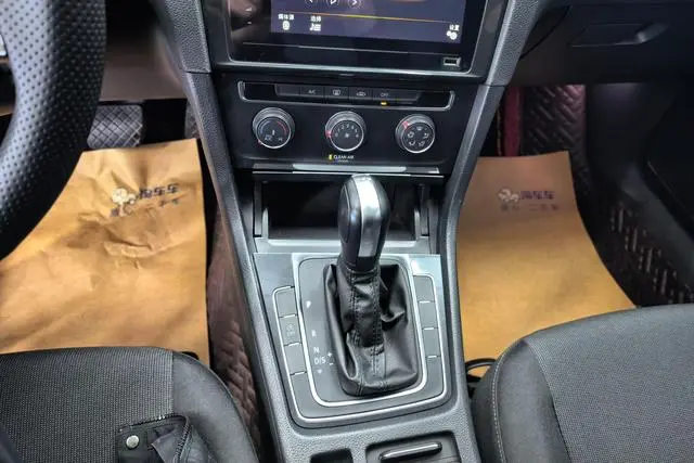 Volkswagen golf 200TSI DSG Comfort Aggressive Version