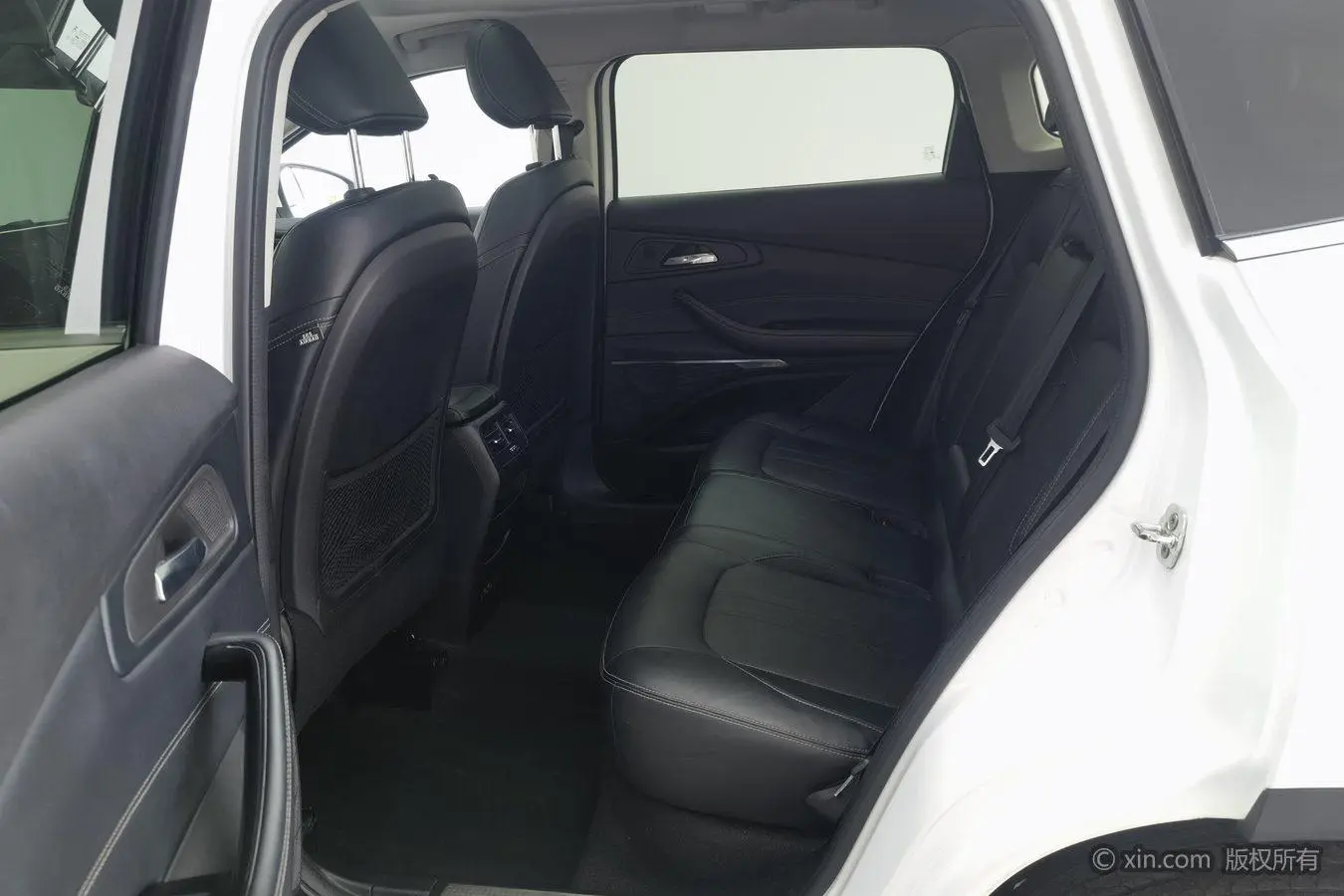 EXEED Xingtu Lingyun 1.6T two-wheel drive star version