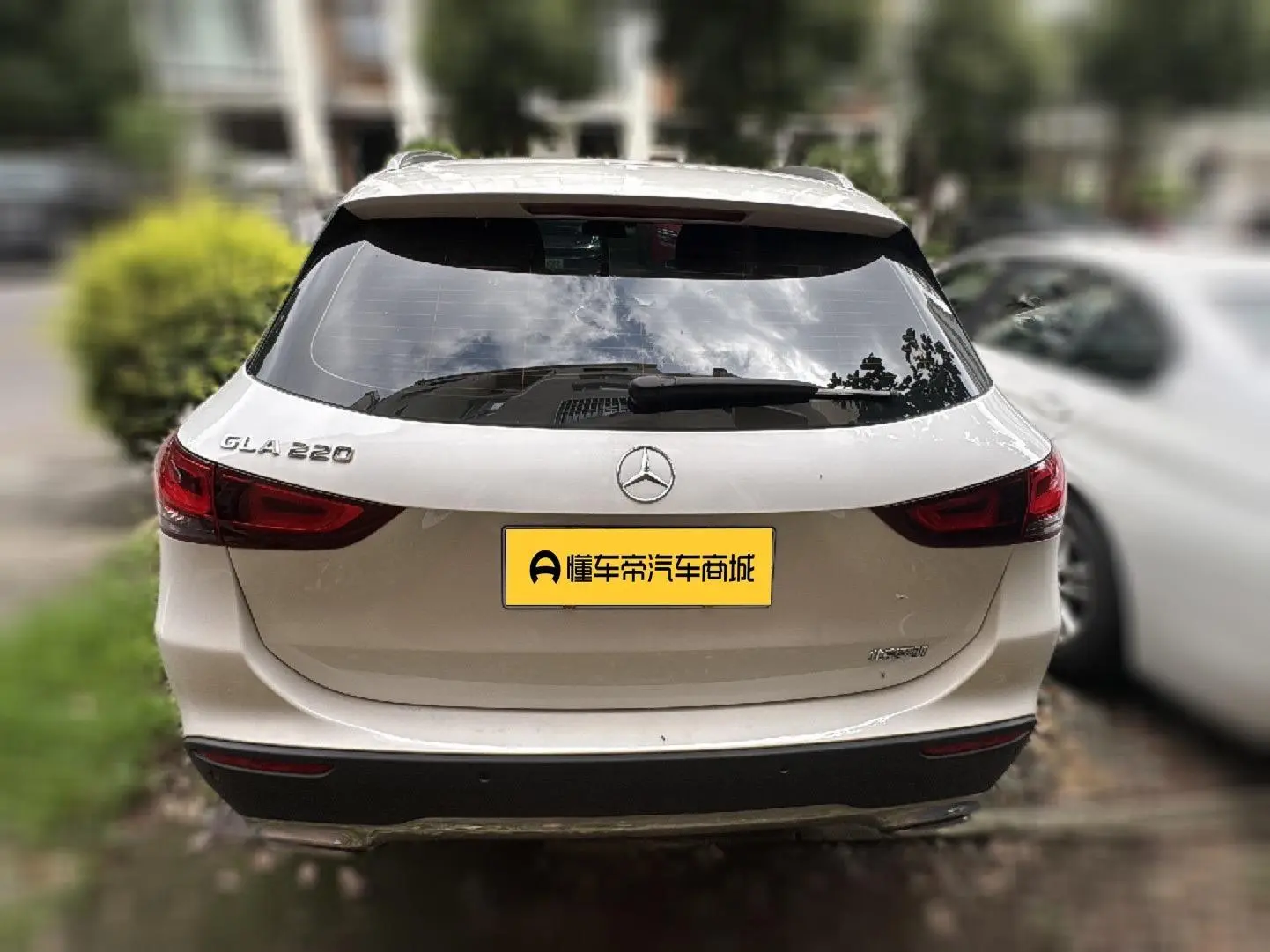 Mercedes-Benz Mercedes-Benz GLA GLA 220