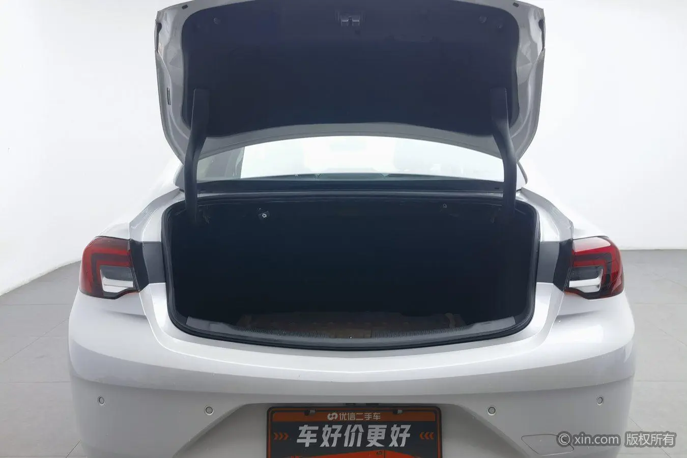 Buick Regal 25T Premium Edition