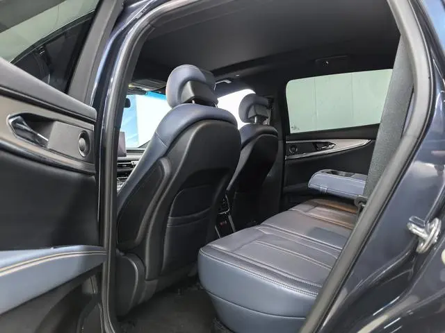 Lincoln Navigator 2.7T four-wheel drive Zunya Edition