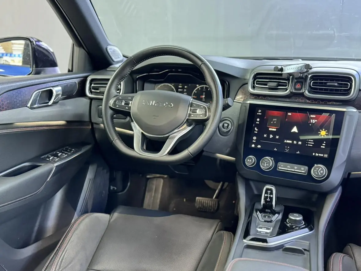 LYNK & CO Lynk 03 1.5TD DCT Jin Pro Version