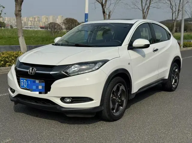 Honda Binzhi 1.8L CVT two-wheel drive pioneer type