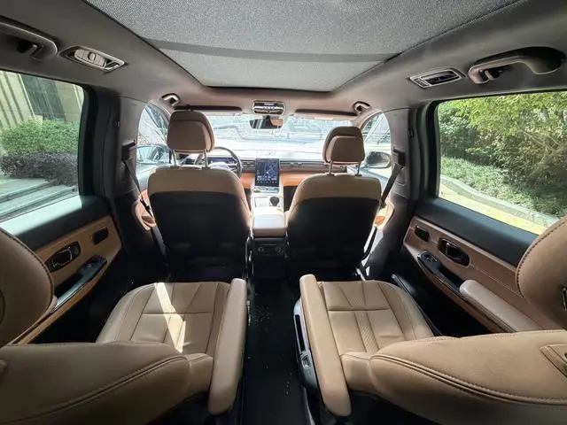 NIO NIO ES8 450KM six-seater version