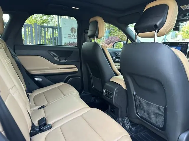 Lincoln Adventurer 2.0T two-wheel drive Zunya edition