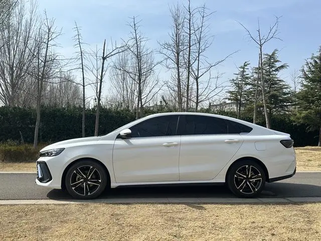 Geely Binrui Binrui COOL 1.5T DCT switch Version