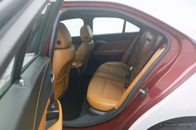 Cadillac Cadillac CT4 28T luxury