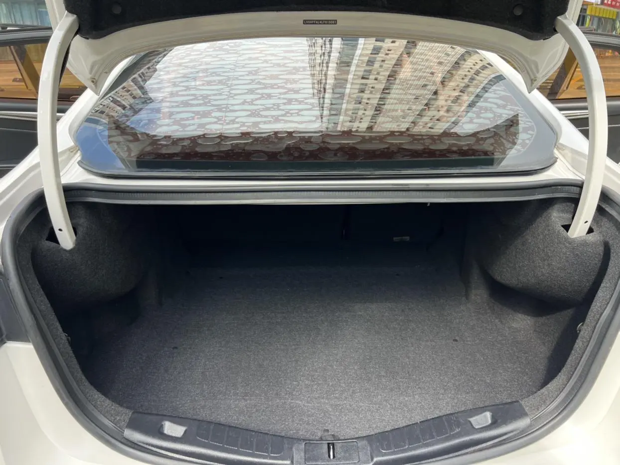 Ford Mondeo EcoBoost 180 Luxury