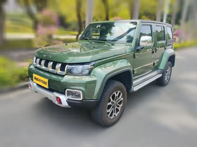 Beijing Beijing off-road BJ40 2.0T automatic four-wheel drive City Hunter edition knight type