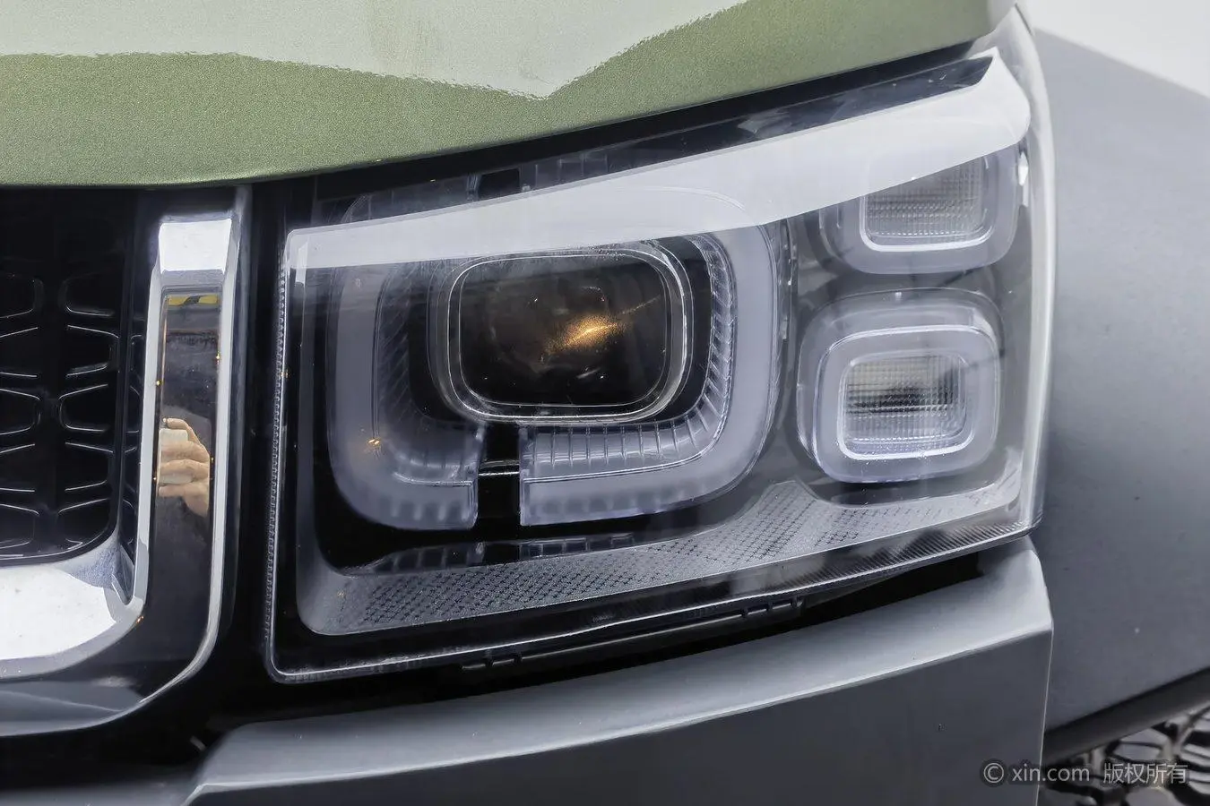 Beijing Beijing off-road BJ40 2.3T automatic four-wheel drive Rainforest crossing version